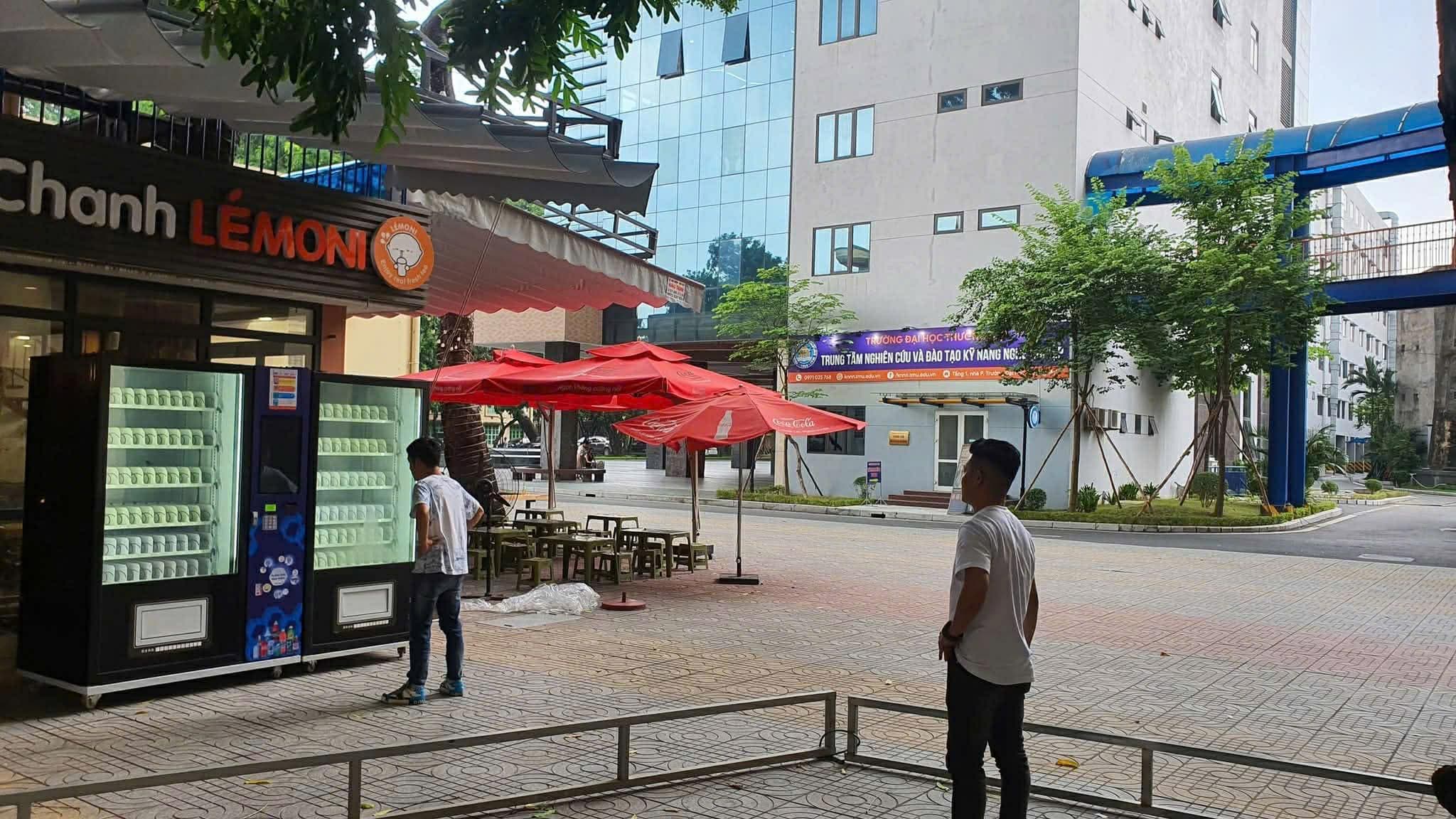 Hình ảnh triển khai máy bán hàng tự động 4